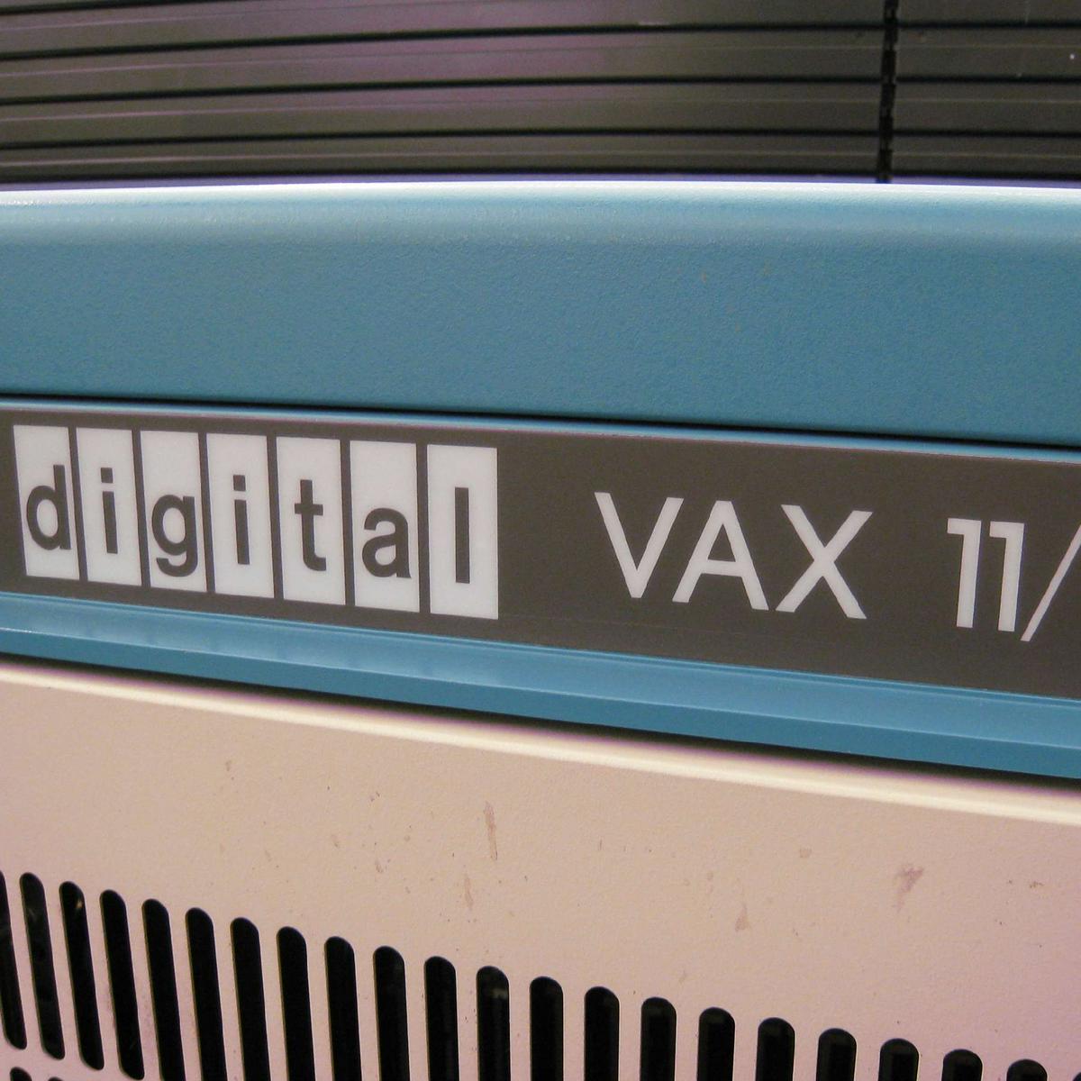 Turing Complete FM podcast | Listen online for free