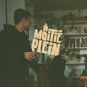 À moitié plein