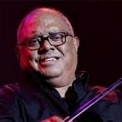 PABLO MILANES EN NOCHE DE ROMANCE